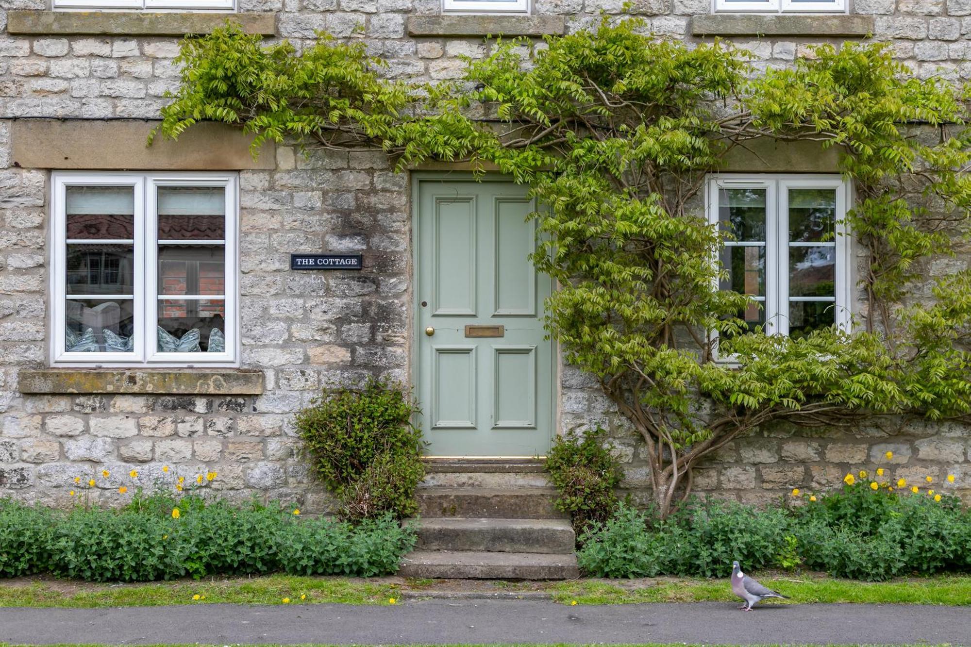 Pretty Yorkshire Stone Cottage Harome Exterior foto